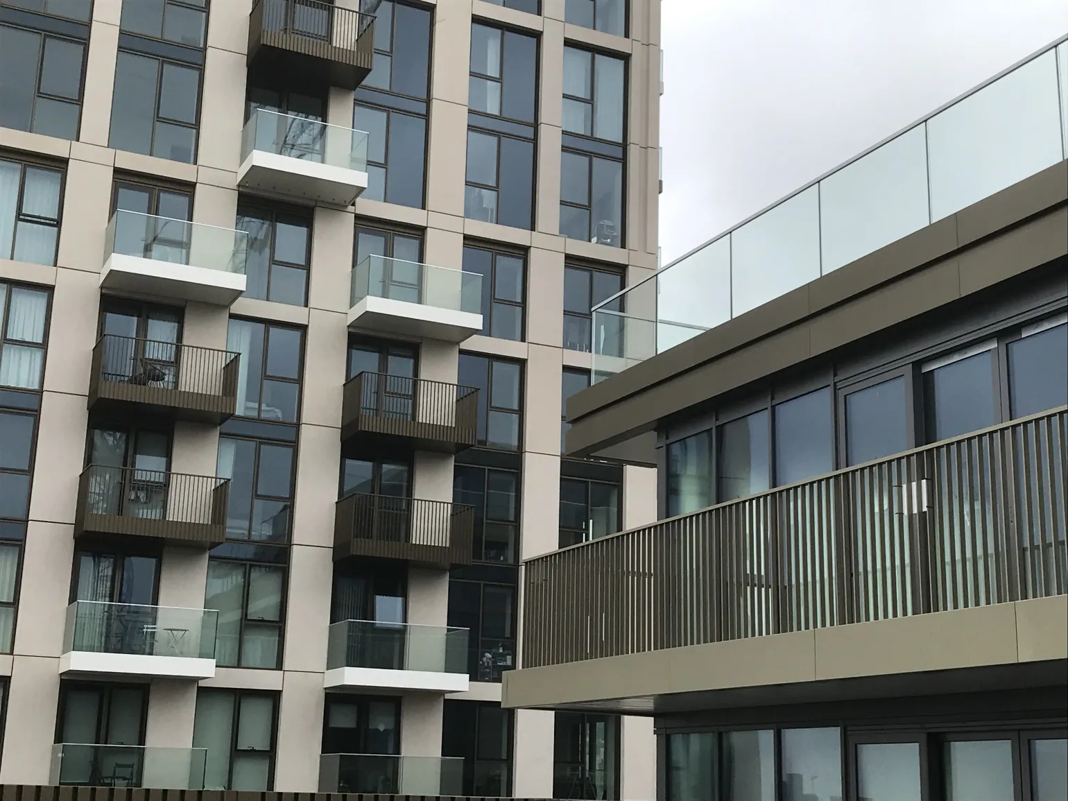 EazyFit A2

The frameless glass balustrade system, EazyFit A2, uses screw-clamp technology to securely hold glass panels in place, allowing precise adjustments and making it extremely quick and easy to install accurately. It requires a handrail on the top glass edge and Pyroguard laminated glass, 23mm thick, to ensure the installed system is fully fire-rated.
