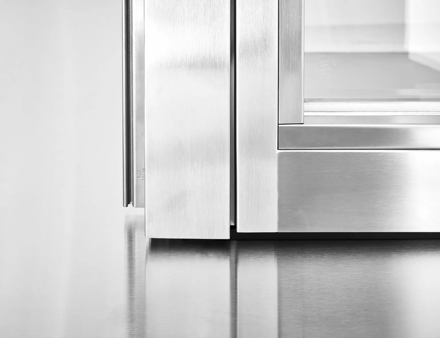 Secco EBE AF: Fire-rated Thermally-Broken System 

The EBE AF is available in 65, 75 and 85mm deep options, and is a high-performing fire-rated system designed for doors and glazed partitions. Tested to EN 1634-1, it offers EI 30-60-90 fire resistance.  

The system allows designers to integrate fire-resistant doors in a coherent manner with partition walls and other elements, subdividing areas to protect people from the danger of smoke and flames in the event of a fire. 

 

Secco Security Systems

We offer a range of high performance, anti-burglary steel glazing systems that are RC and PAS24 certified. 

Our range includes products from the Secco 0S2 and EBE systems. Talk to us about your specific security requirements on 0114 254 3226. 